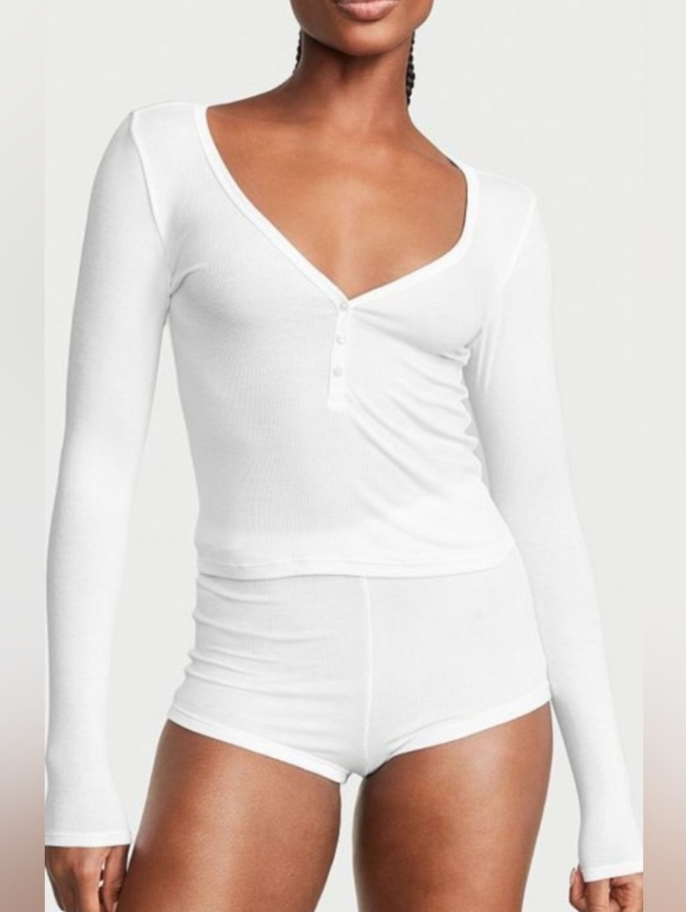 VS White V Neckline Long-Sleeve Top - Women's